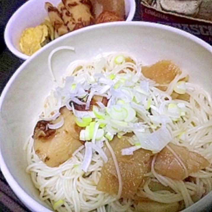 麺つゆおでんは主食も同時に出来あがり♪おでそうめん